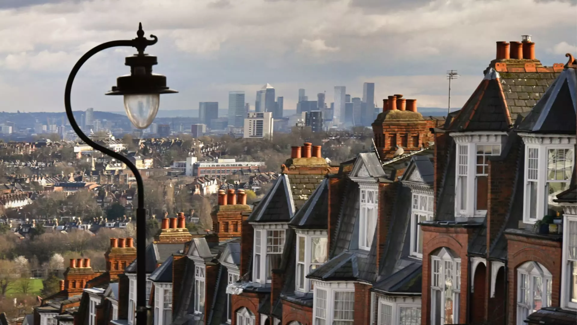 The Uncertain Terrain of UK Mortgage Rates: A Deep Dive into Recent Shifts