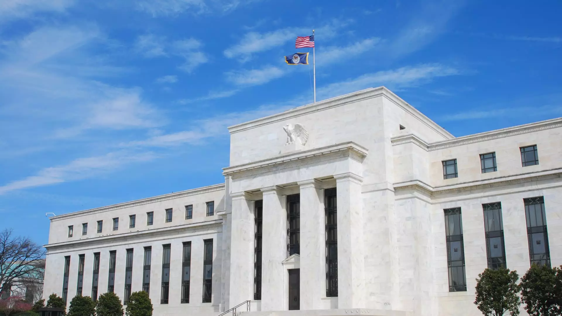 5 Major Reasons Why The Fed’s Policy Stagnation is Dangerous for the Economy