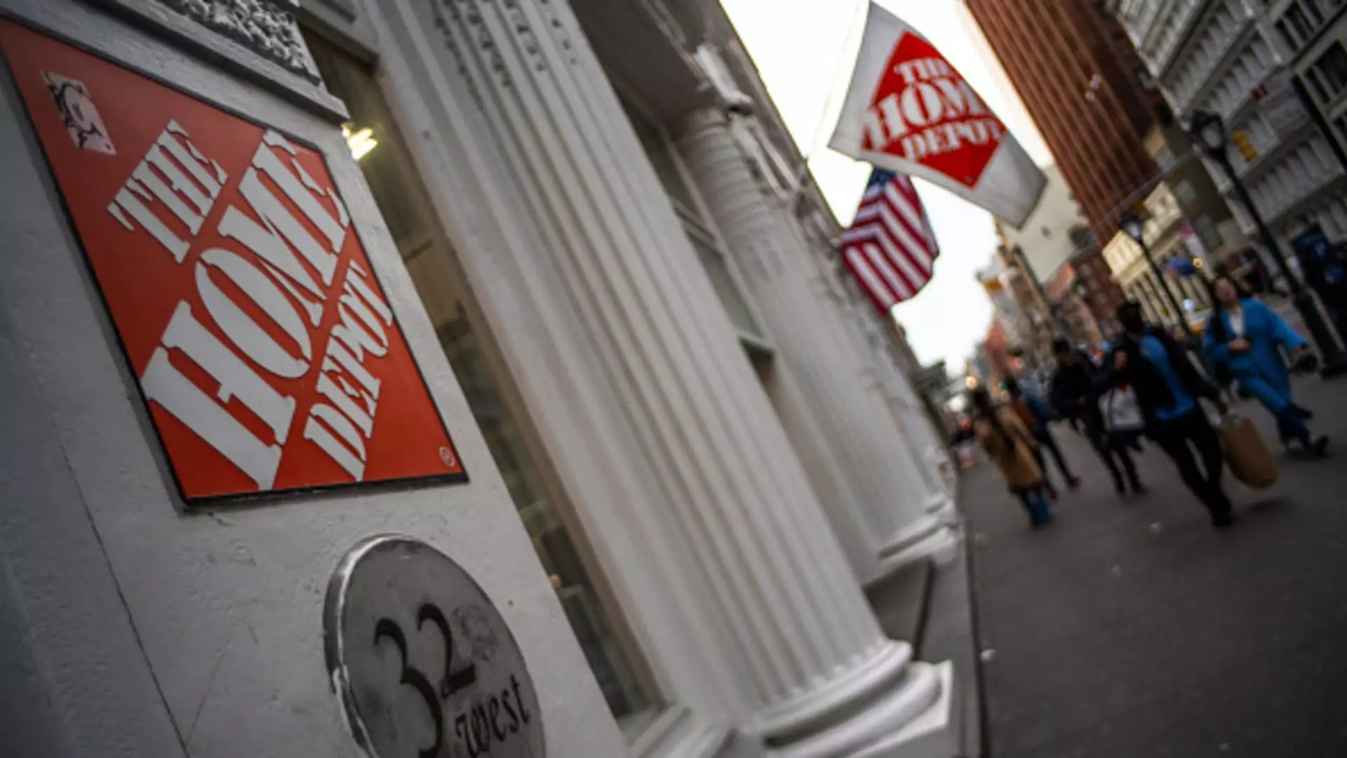 7 Stark Truths About Home Depot’s Resilience Amid Economic Turmoil