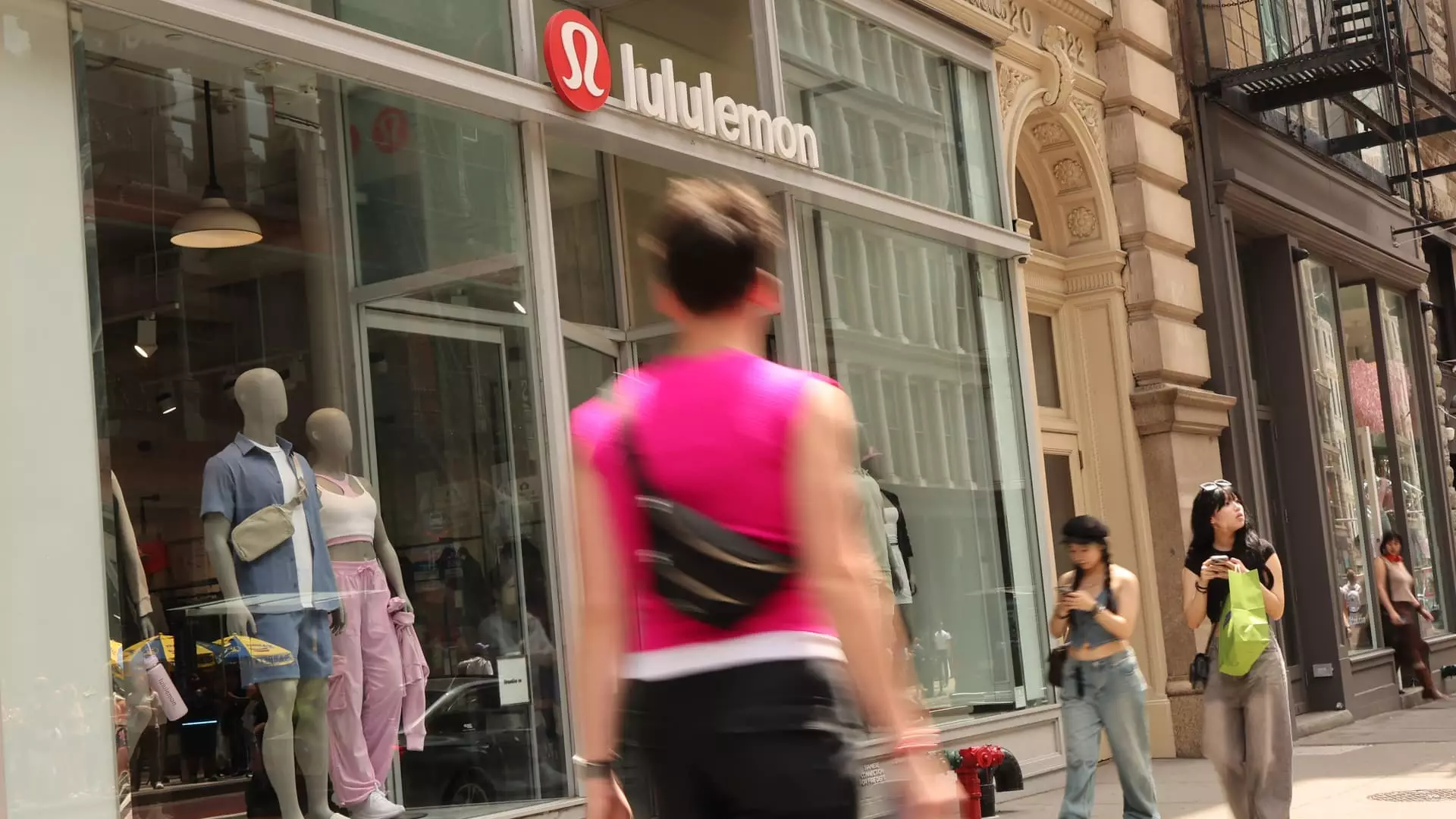 Surprising 20% Drop: Lululemon’s Earnings vs. Tariffs and Market Sentiment