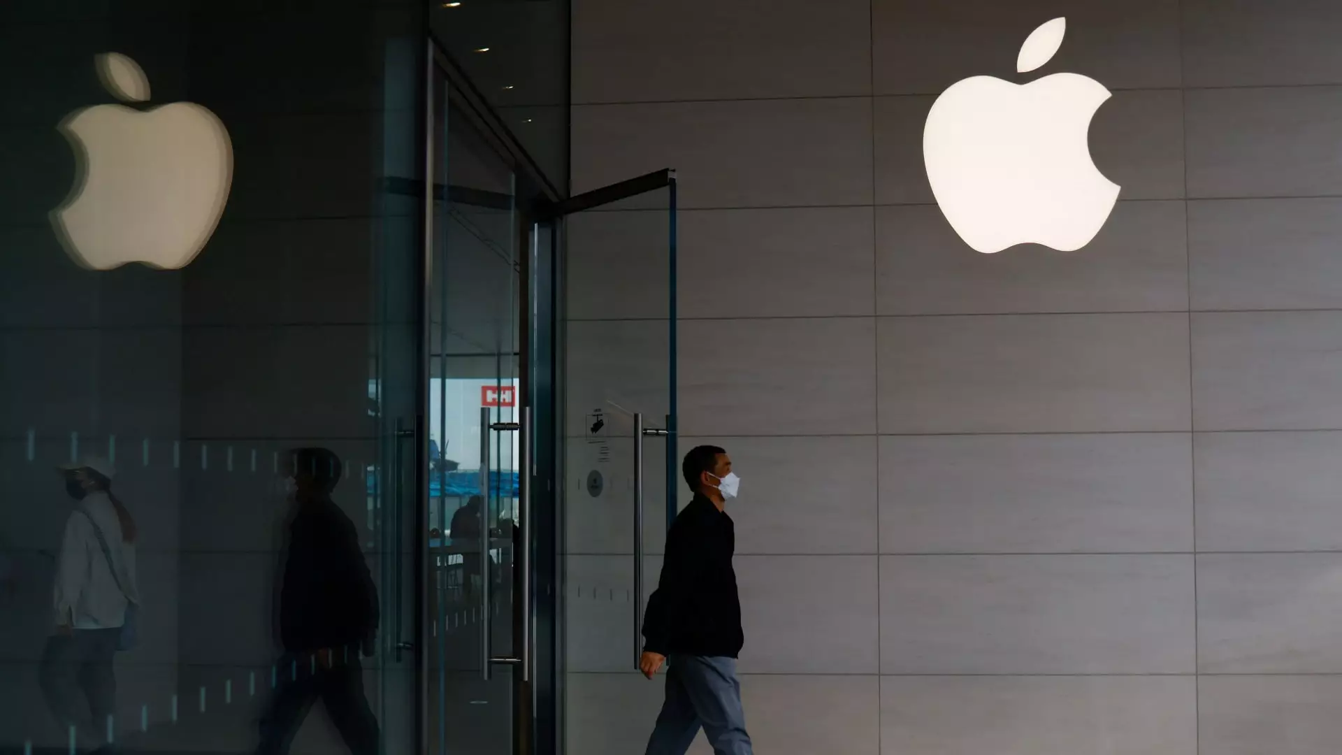 Apple’s Comeback: 18% Surge Possibility Amidst Tariff Turmoil
