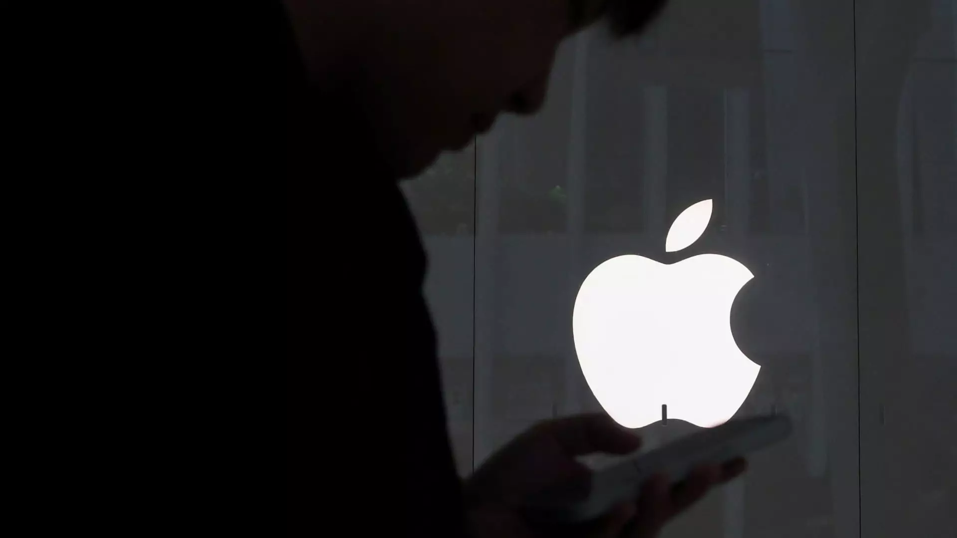 Apple Inc.: Is the $200 Mark a Mirage? 5 Reasons to Be Wary