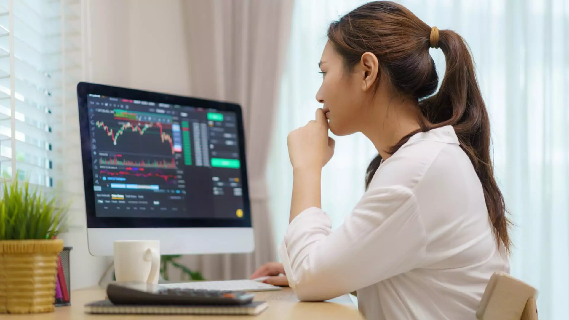 Rising Caution: The Dimming Promise of Cash Yields Amid Market Uncertainty